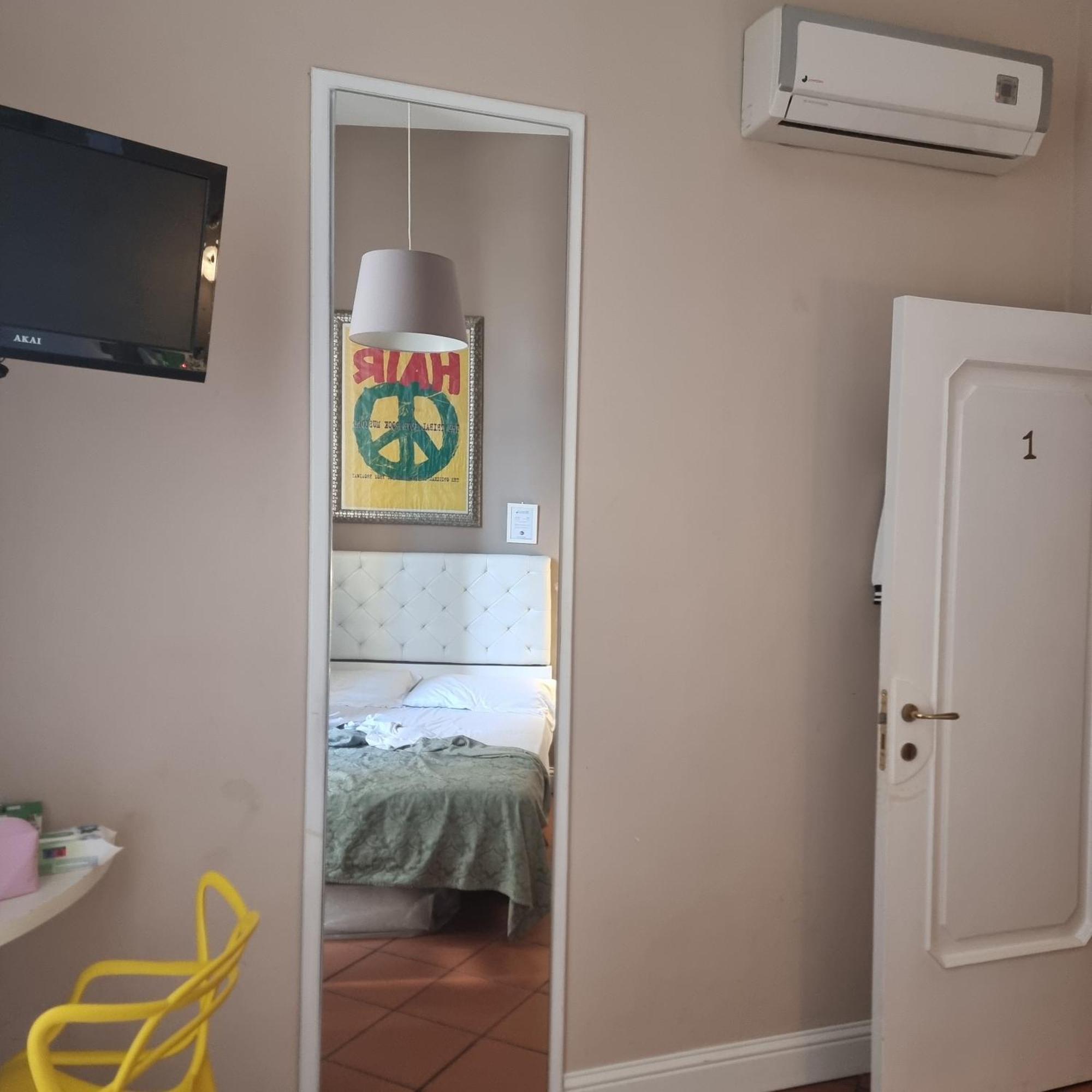 Bed&Breakfast Morelli 49 Napoli Eksteriør billede